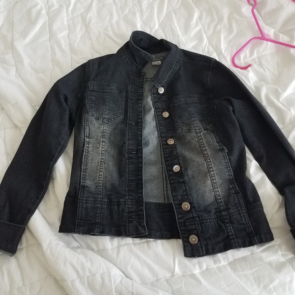 VENUS Black Denim Jacket